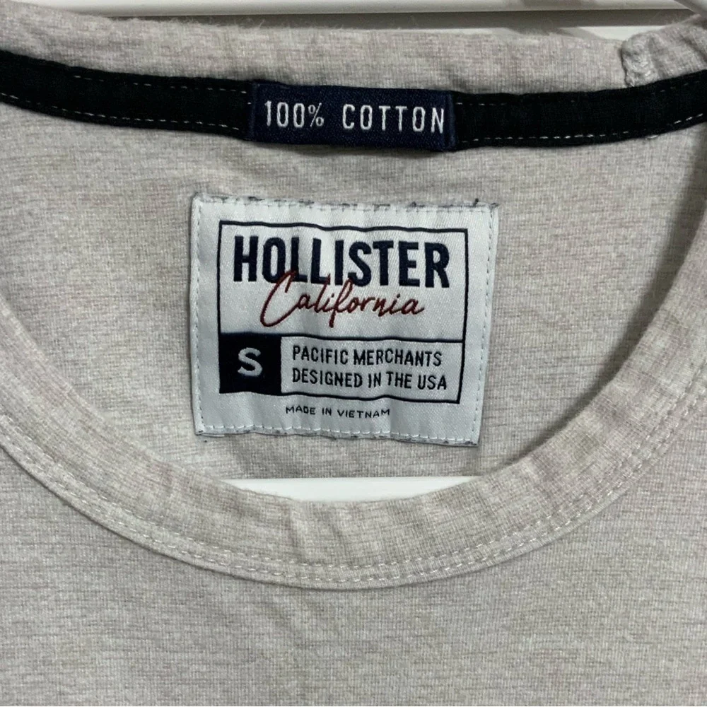 NWOT Hollister Shirt Size Small 100% Cotton